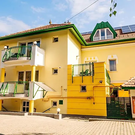 فندق Furdo زلاكاروس