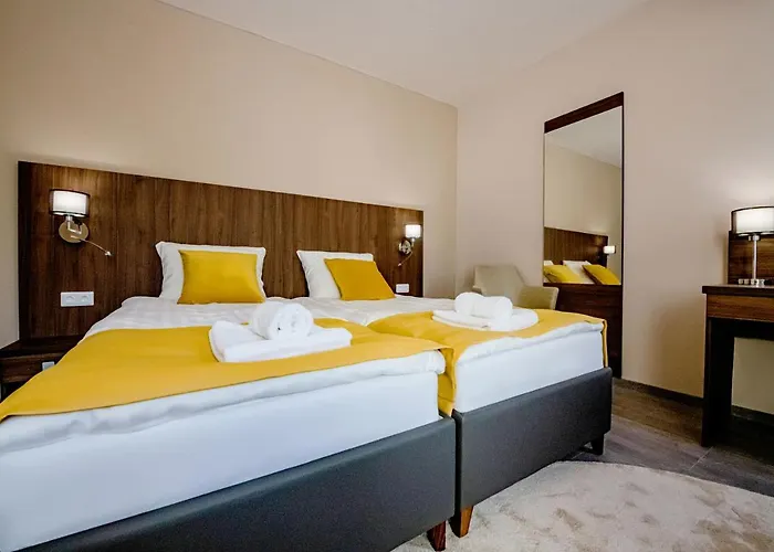 Ξενοδοχείο Furdo 3*